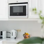 Villa Mia - *