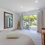 Villa Mia - *