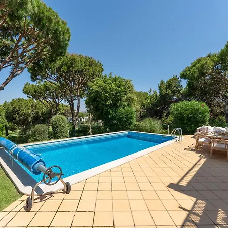 Villa Mia - *